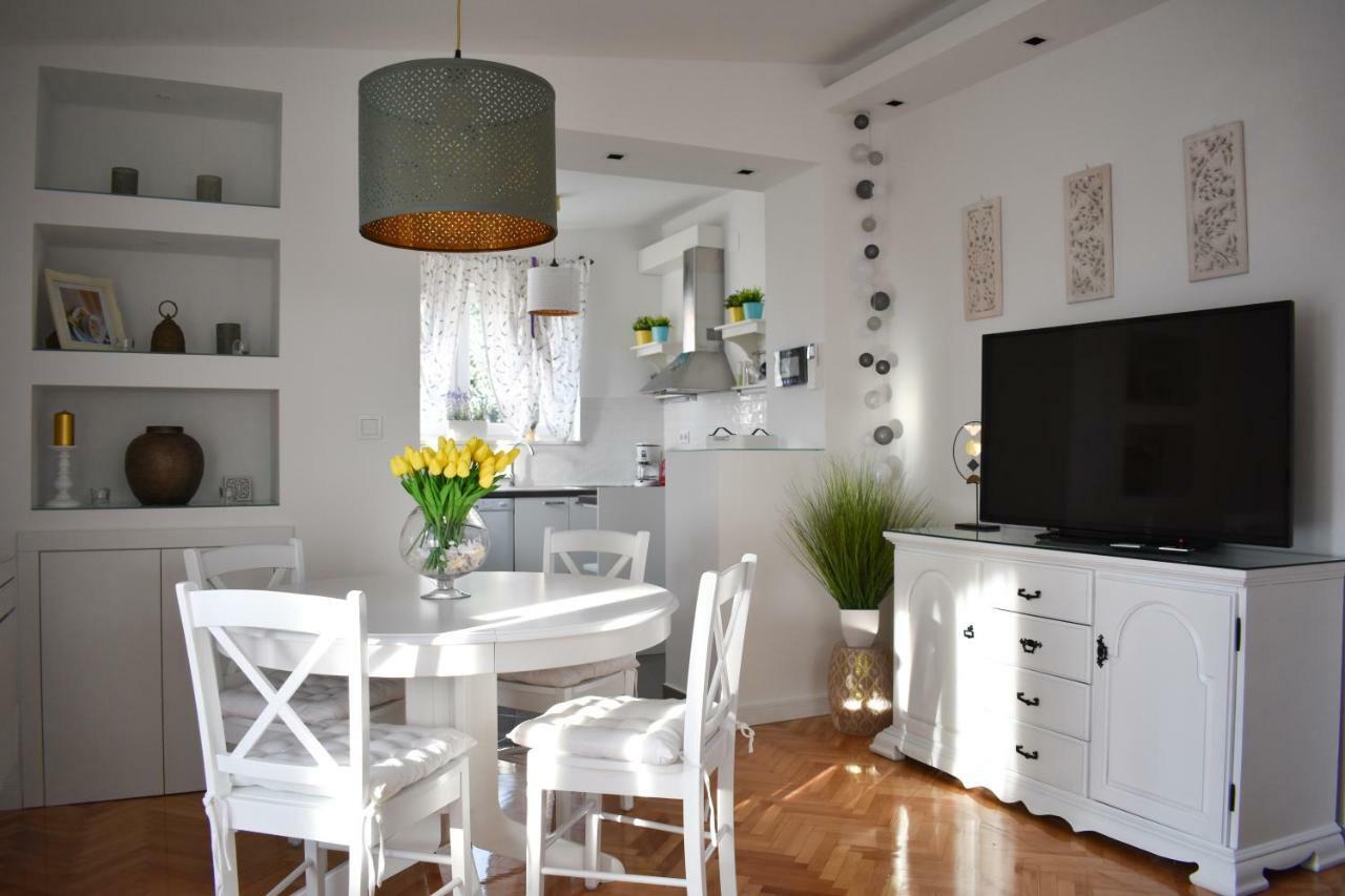 Apartmani Julija Водице Екстер'єр фото